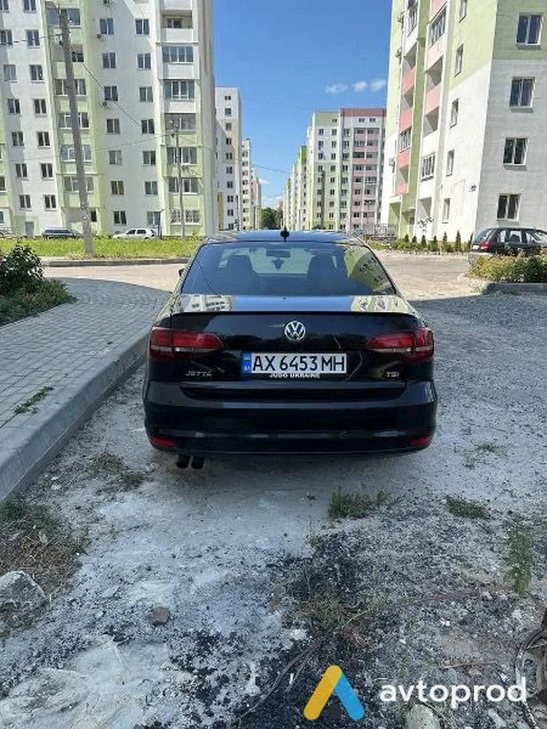 Фото 4 - Volkswagen Jetta 2016