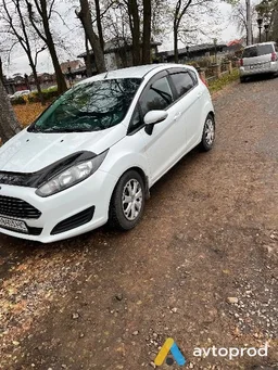 Фото 3 - Ford Fiesta 2013