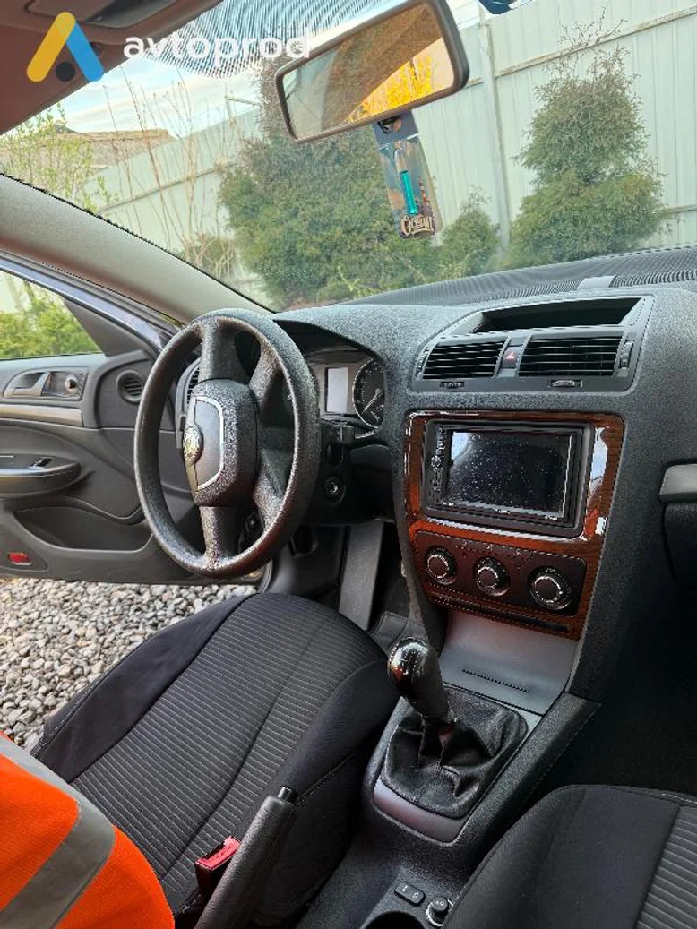 Фото 2 - Skoda Octavia 2009