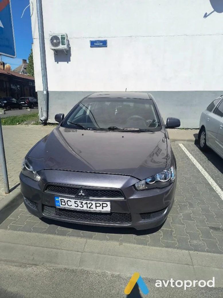 Photo 2 - Mitsubishi Lancer 2009