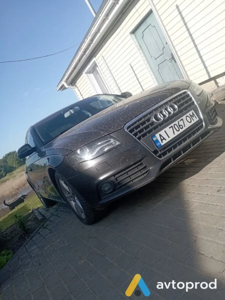 Фото 1 - Audi A4 2011