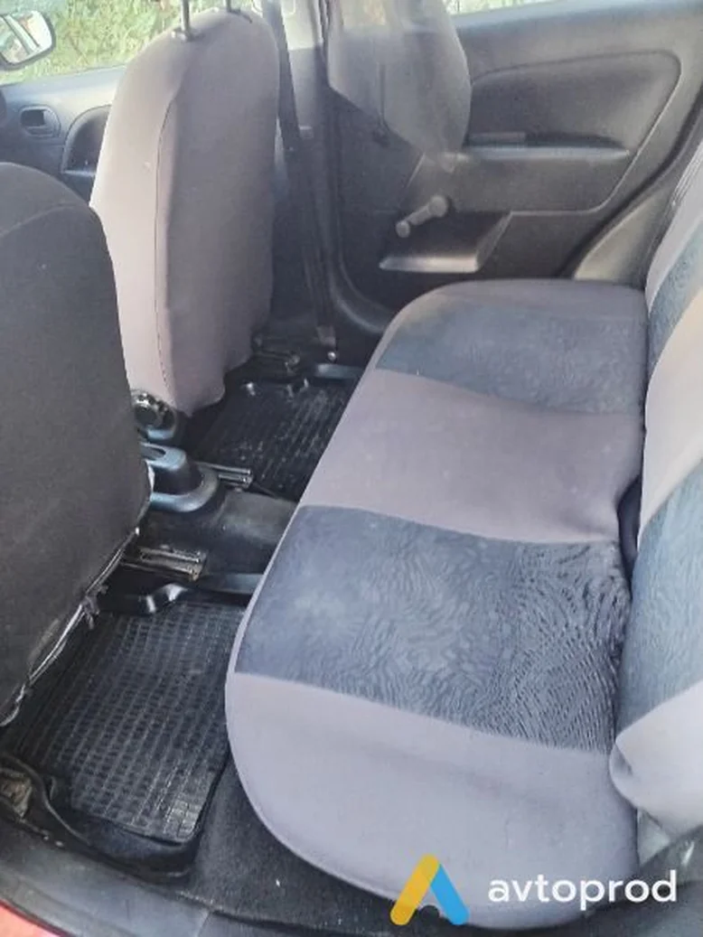 Фото 3 - Ford Fiesta 2008