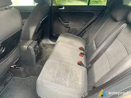 Photo 2 - Volkswagen Golf 2013