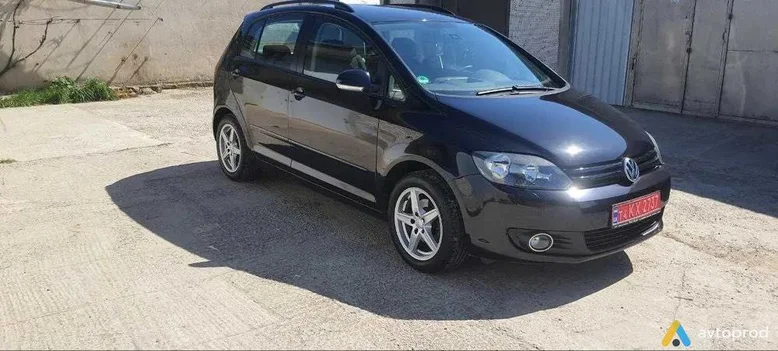 Photo 2 - Volkswagen Golf 2009
