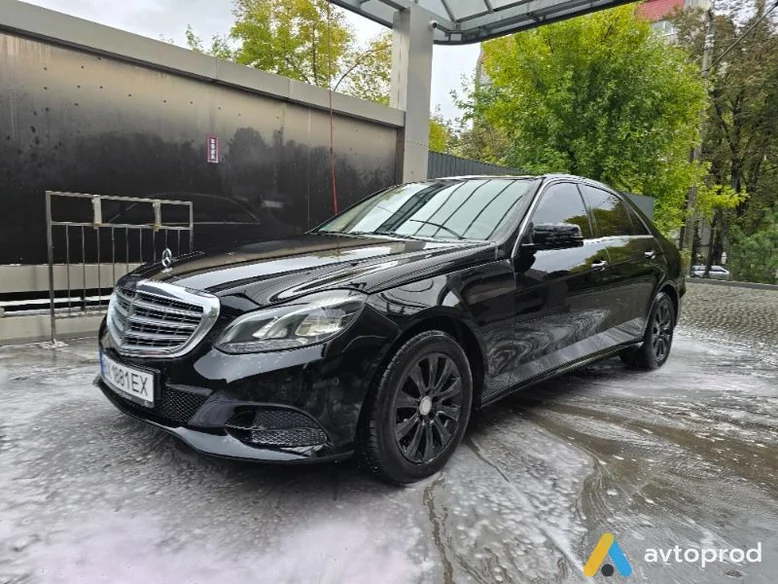 Фото 1 - Mercedes-Benz E-class 2015