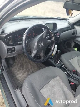 Photo 3 - Nissan Almera 2003