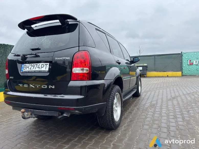 Фото 2 - SsangYong Rexton 2011