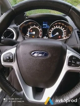 Фото 3 - Ford Fiesta 2014