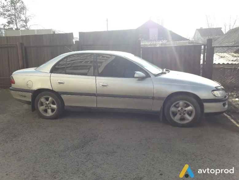 Фото 1 - Opel Omega 1998