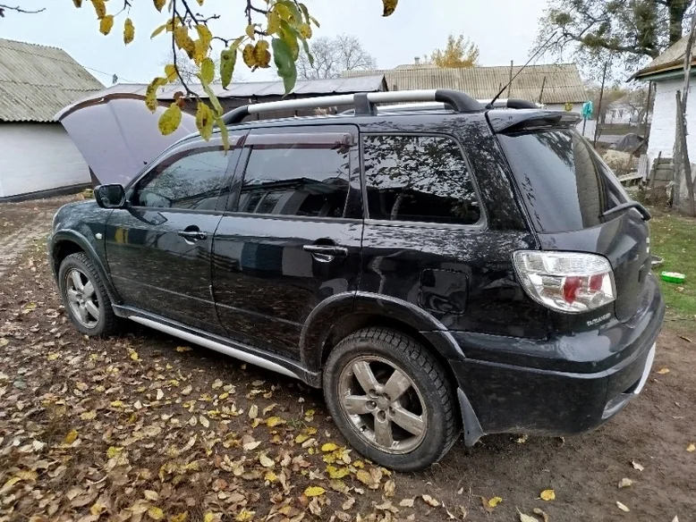 Фото 1 - Mitsubishi Outlander 2009