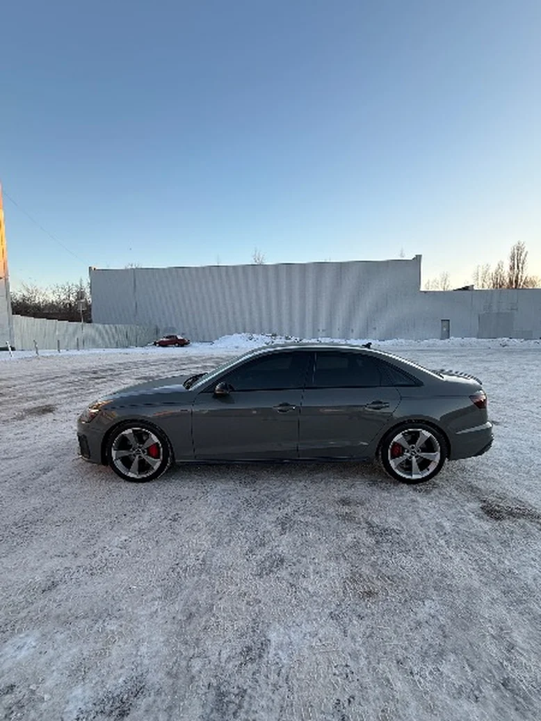 Фото 1 - Audi A4 2023