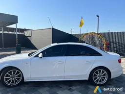 Photo 3 - Audi A4 2013