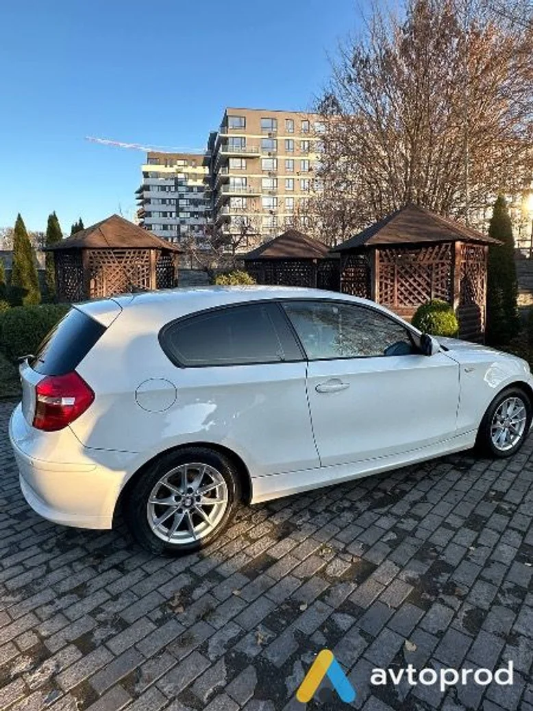 Фото 3 - BMW 1er 2010