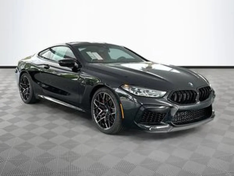 BMW M8 Coupe 2025 - останній модельний рік