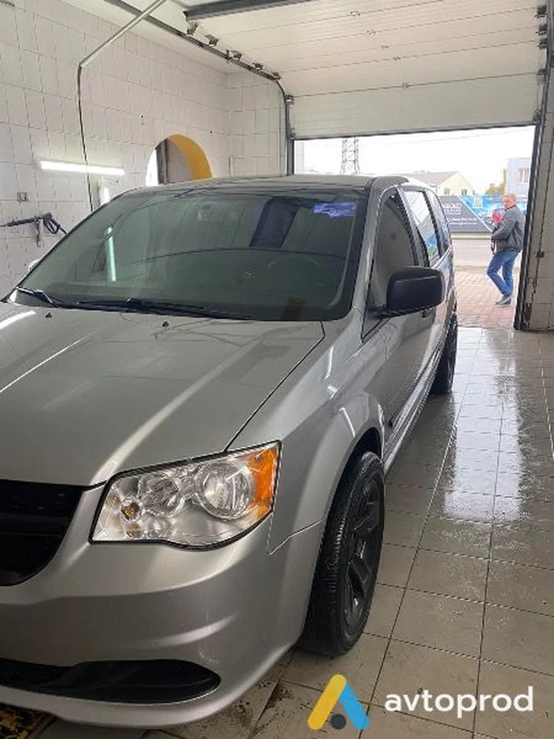 Фото 1 - Dodge Caravan 2014