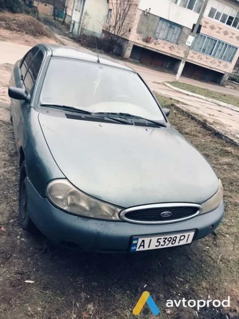 Фото 1 - Ford Mondeo 1998