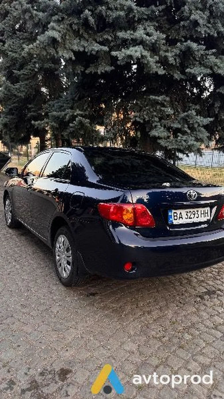 Фото 4 - Toyota Corolla 2008