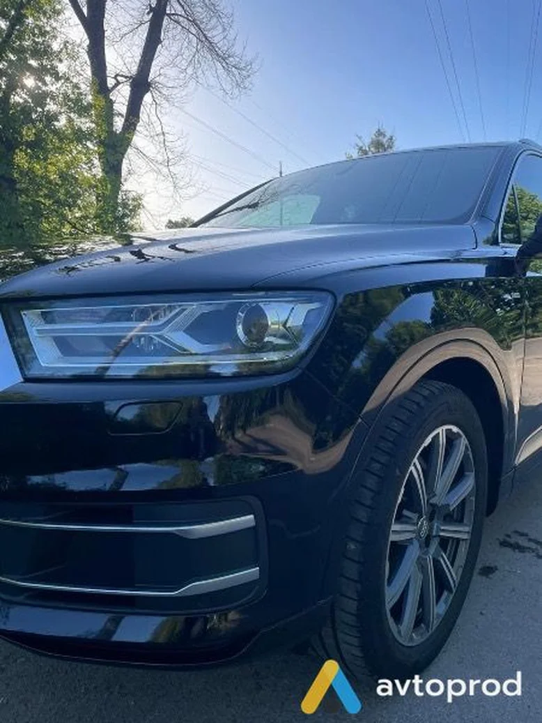 Фото 3 - Audi Q7 2017