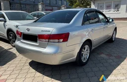 Photo 2 - Hyundai Sonata 2008