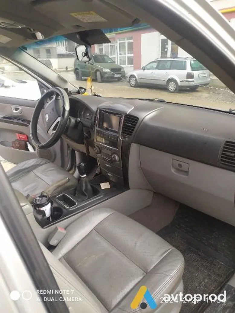 Фото 4 - Kia Sorento 2007