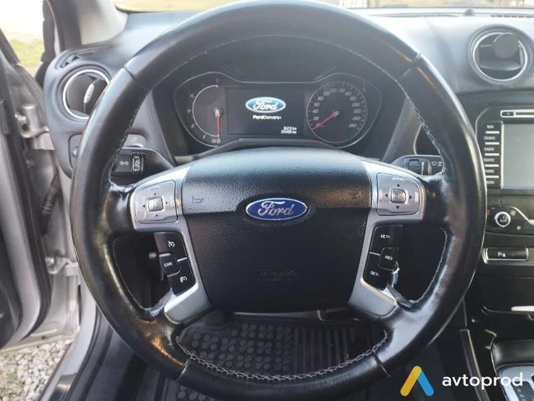 Фото 2 - Ford Mondeo 2014