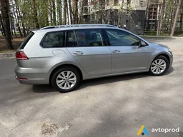 Фото 2 - Volkswagen Golf 2019