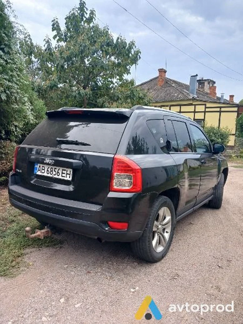 Фото 2 - Jeep Compass 2011