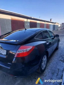 Photo 3 - Honda Crosstour 2011