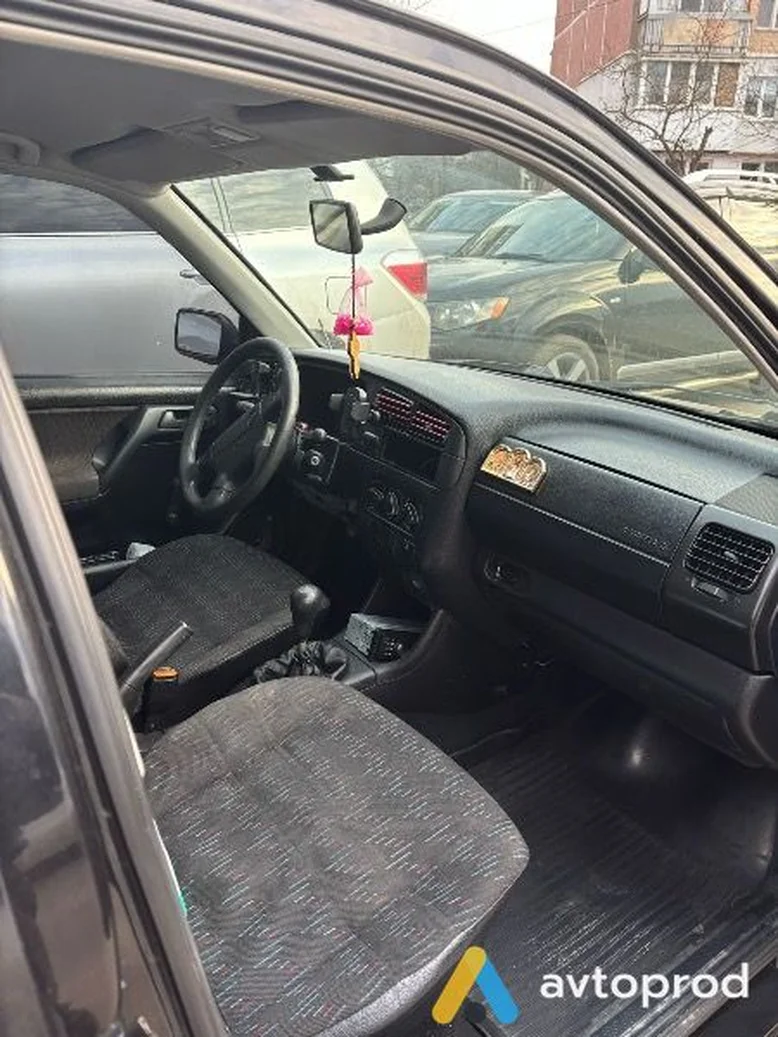 Фото 4 - Volkswagen Golf 1997