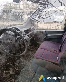 Photo 3 - Mercedes-Benz Vito 1998