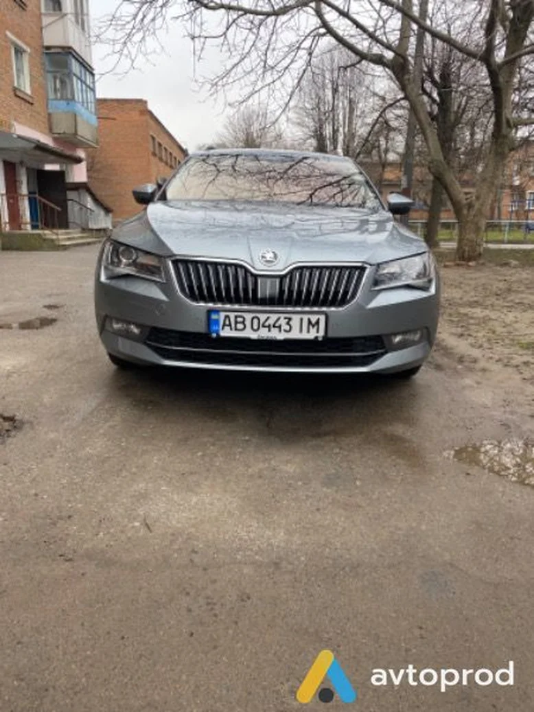 Фото 4 - Skoda Superb 2017