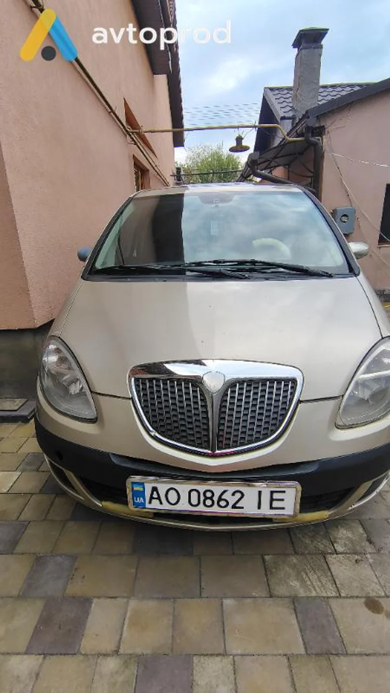 Фото 1 - Lancia Musa 2004