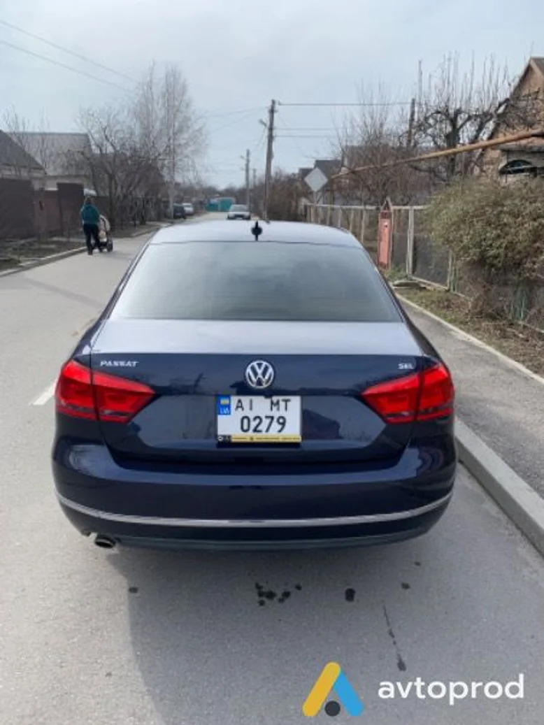 Фото 4 - Volkswagen Passat 2012