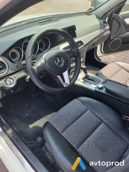 Photo 2 - Mercedes-Benz C-class 2012