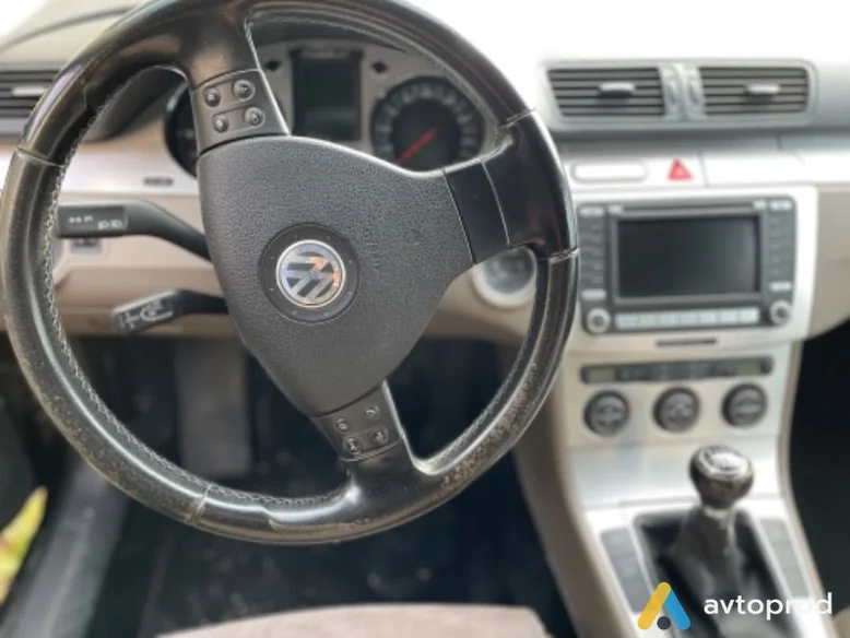 Фото 4 - Volkswagen Passat 2006