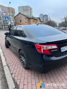 Фото 3 - Toyota Camry 2012