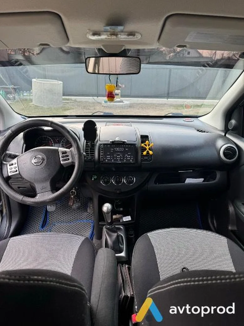 Фото 3 - Nissan Note 2011