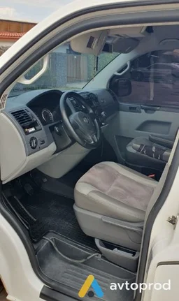 Фото 4 - Volkswagen T5 (Transporter) 2010