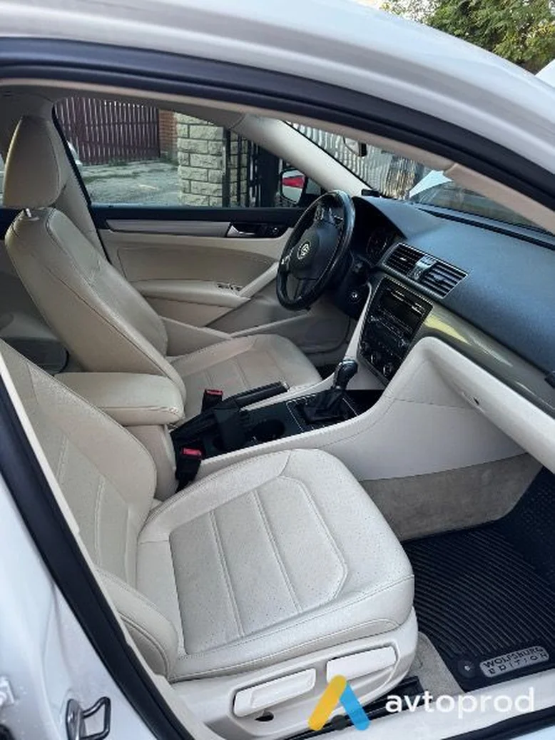 Фото 3 - Volkswagen Passat 2014