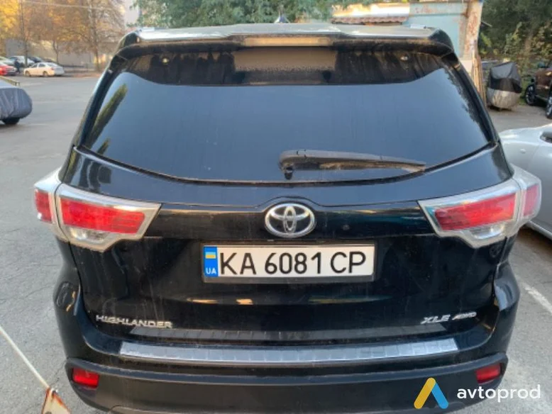 Фото 4 - Toyota Highlander 2016