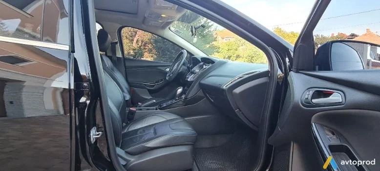 Фото 4 - Ford Focus 2017