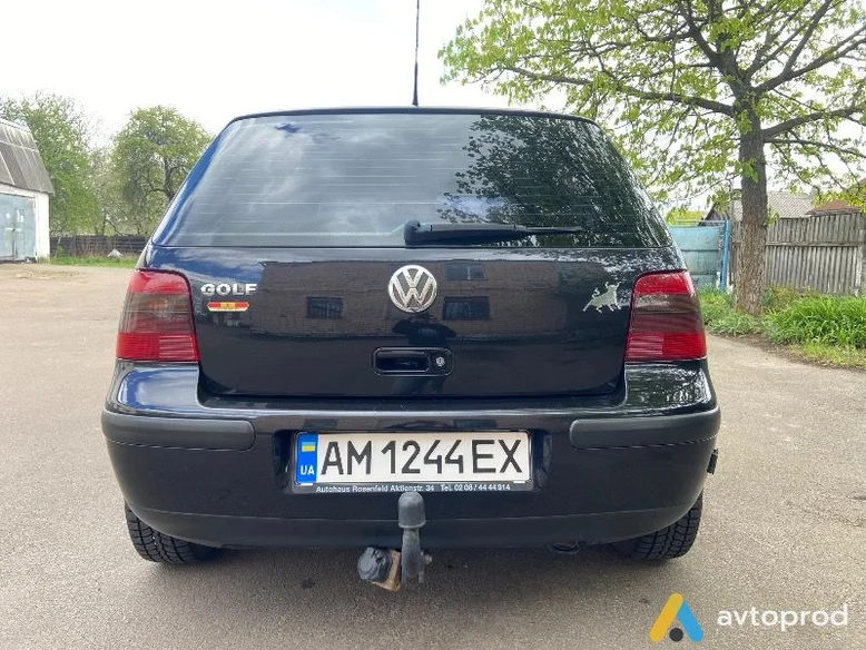 Фото 4 - Volkswagen Golf 2001