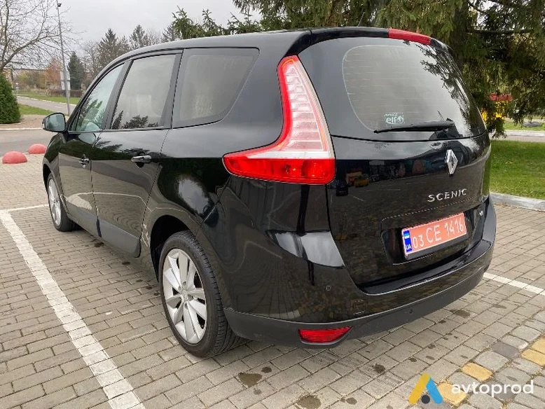 Фото 3 - Renault Scenic 2013