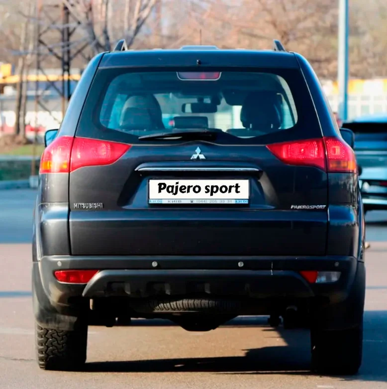 Фото 4 - Mitsubishi Pajero 2011