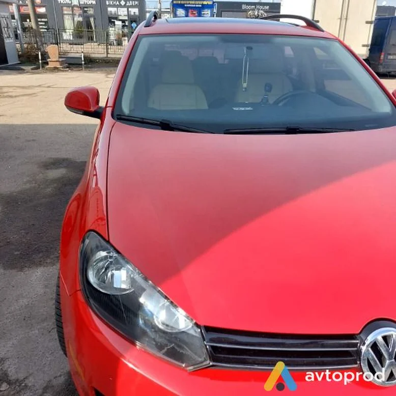 Фото 1 - Volkswagen Jetta 2010