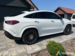 Photo 2 - Mercedes-Benz GLE 2022