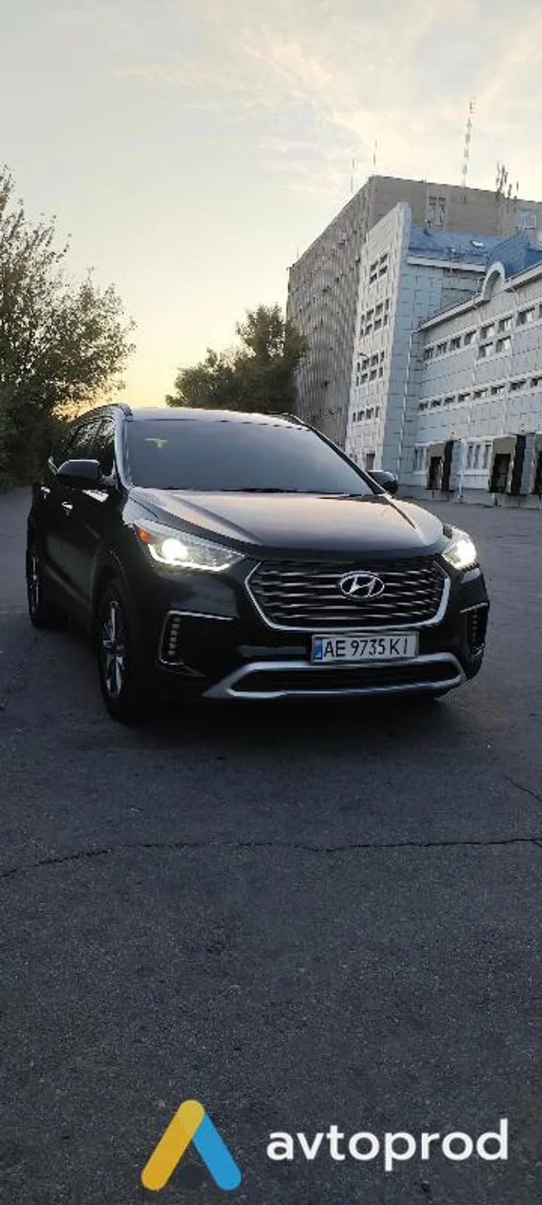 Photo 1 - Hyundai Santa FE 2017
