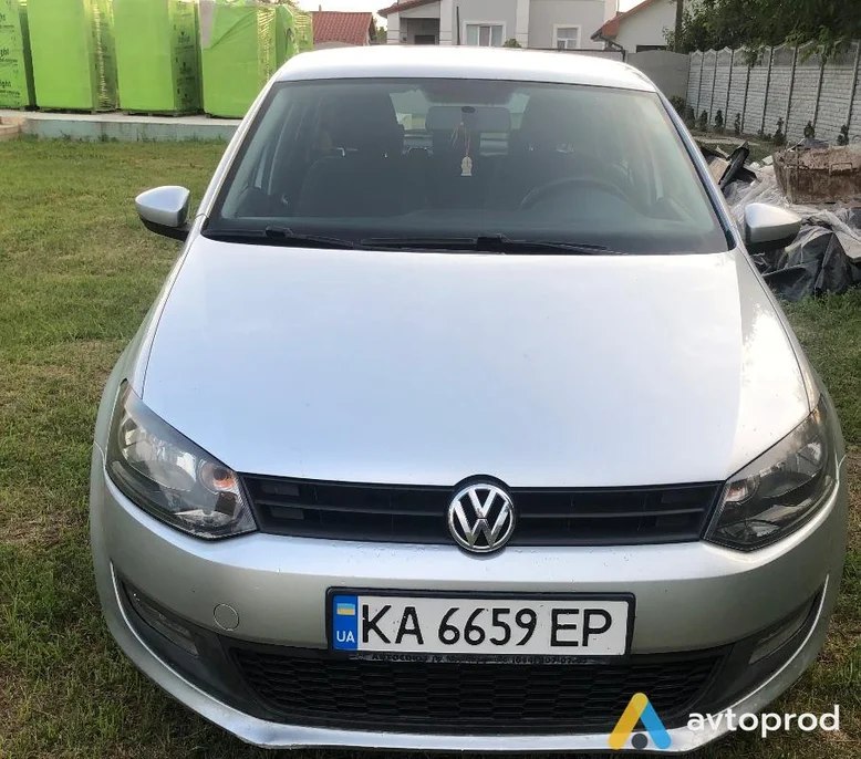Фото 1 - Volkswagen Polo 2010