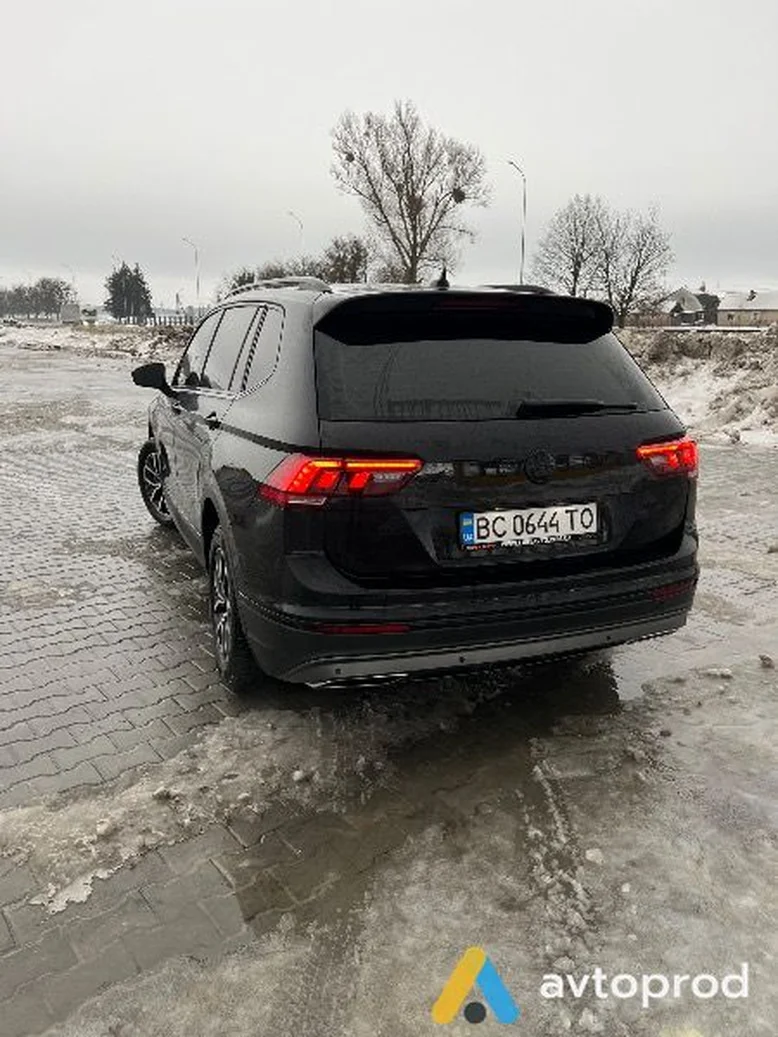Фото 3 - Volkswagen Tiguan 2017