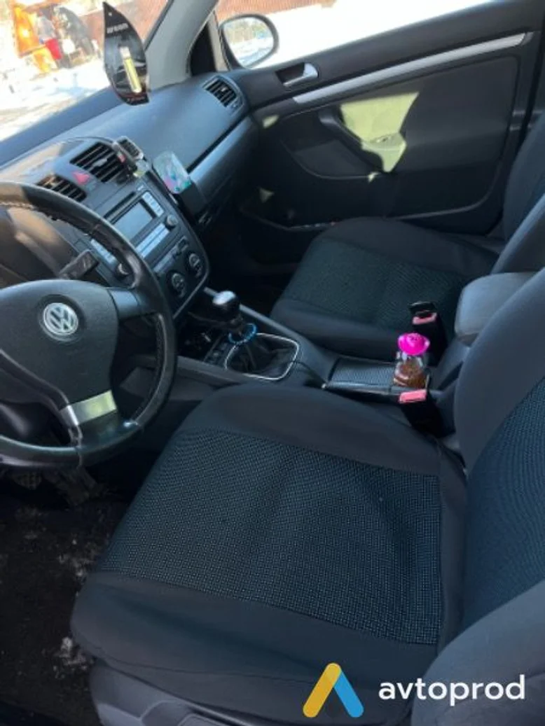 Фото 4 - Volkswagen Golf 2007